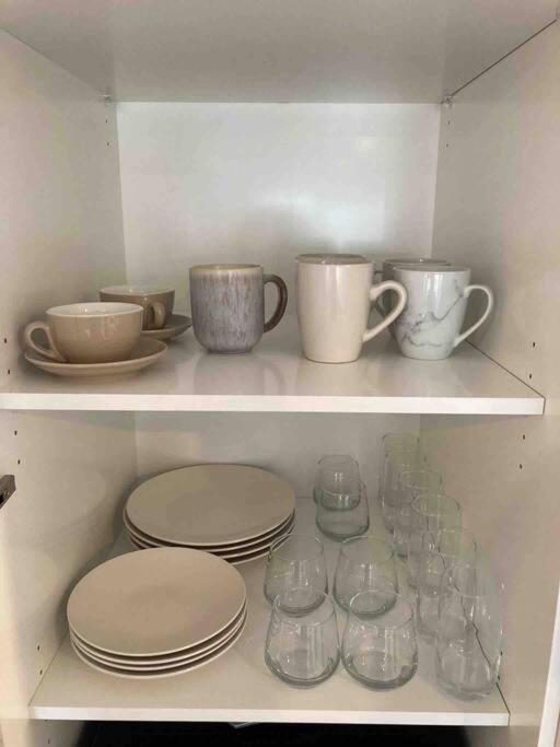 Cheerful 2 Bedroom Townhouse In Addington! クライストチャーチ エクステリア 写真